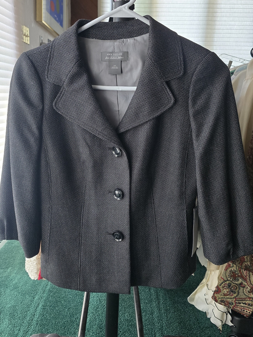 NWT Ann Taylor Fine Italian Fabric Tweed Blazer Jacket Grey Black Size 2P